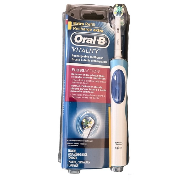 Braun Oral-B Vitality Floss Action Portable Rechargeable Power Toothbrush - Picture 6 of 6